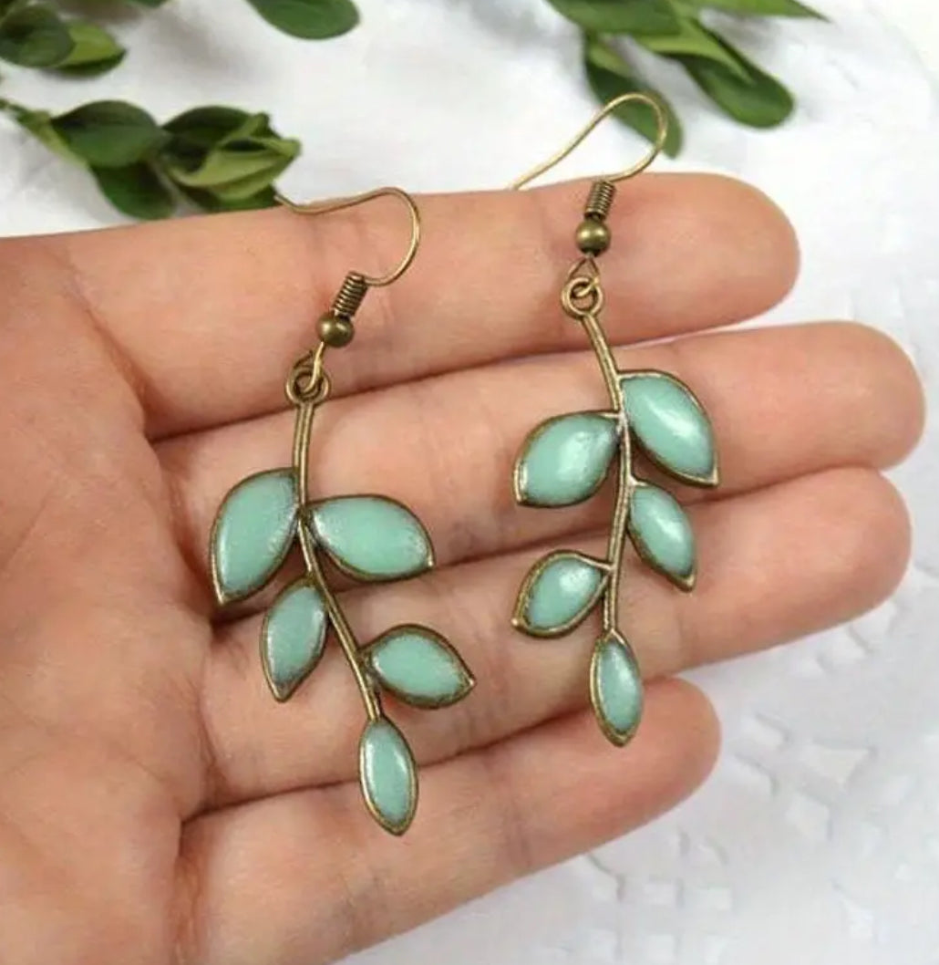 Leaf earrings