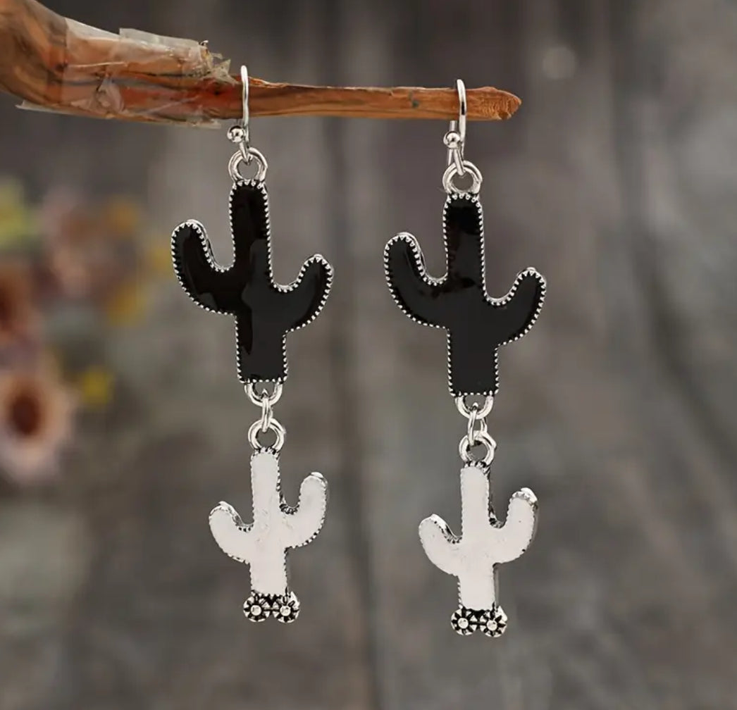 Black & white cactus earrings