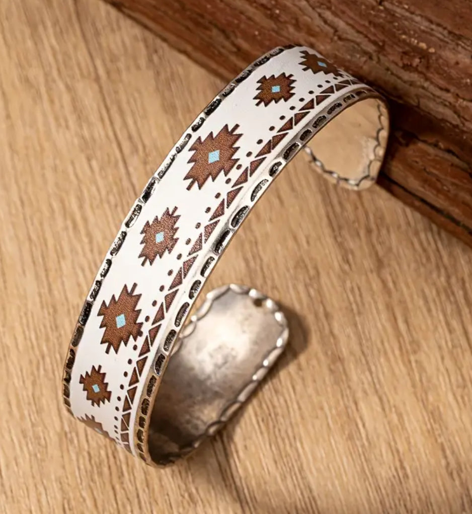 Western cuff bracelet