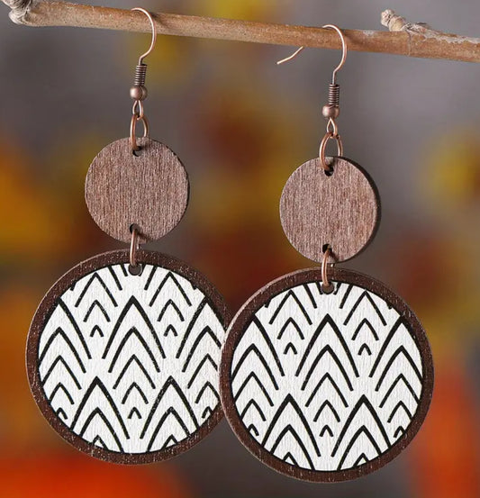 Round dangle earrings