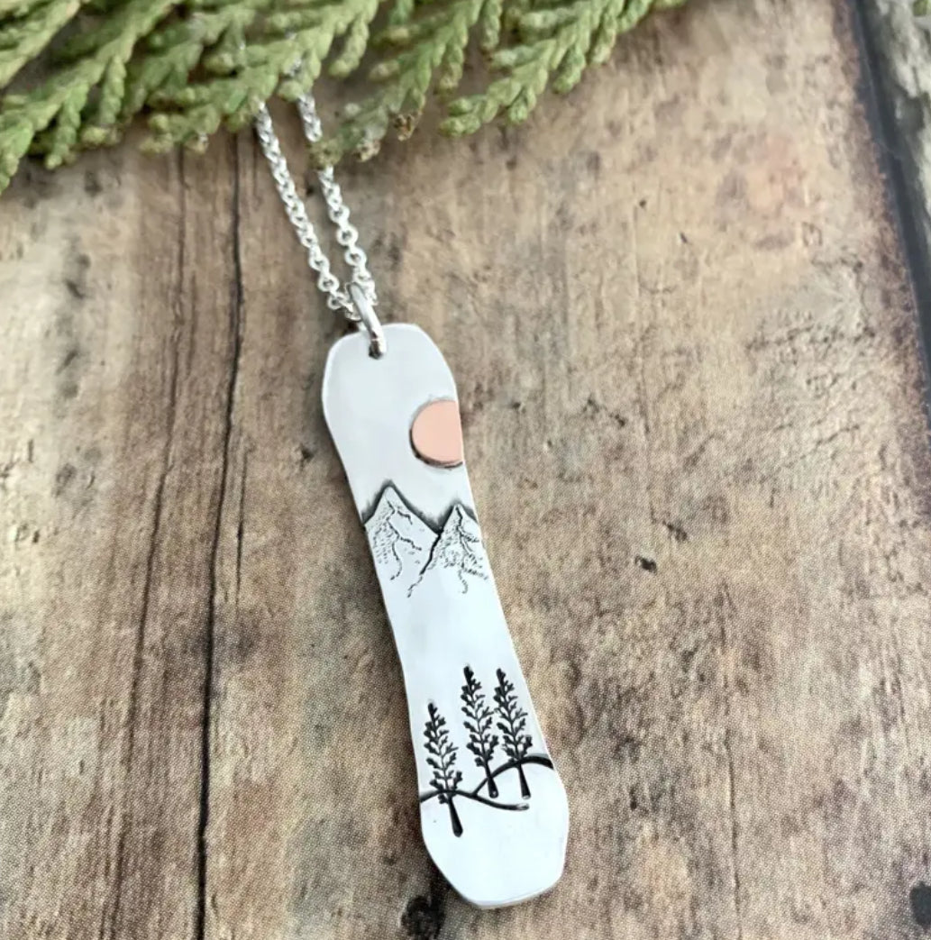 Mountain necklace