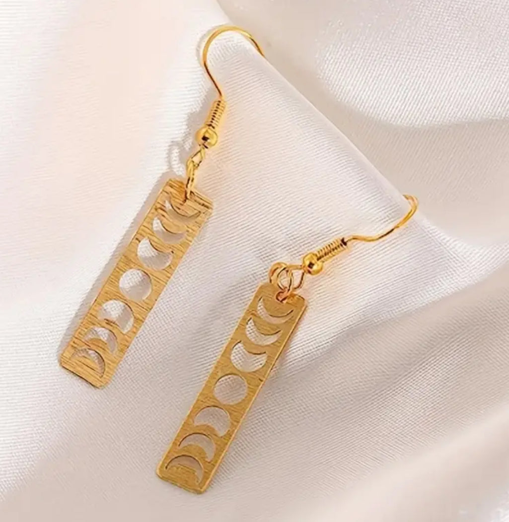 Moon earrings